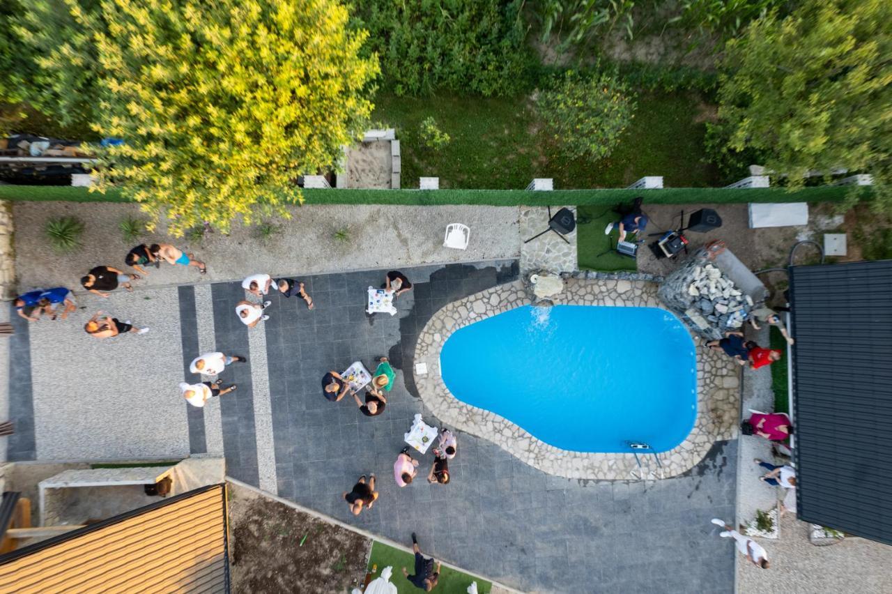 Resort La Familia Bihac Exterior photo