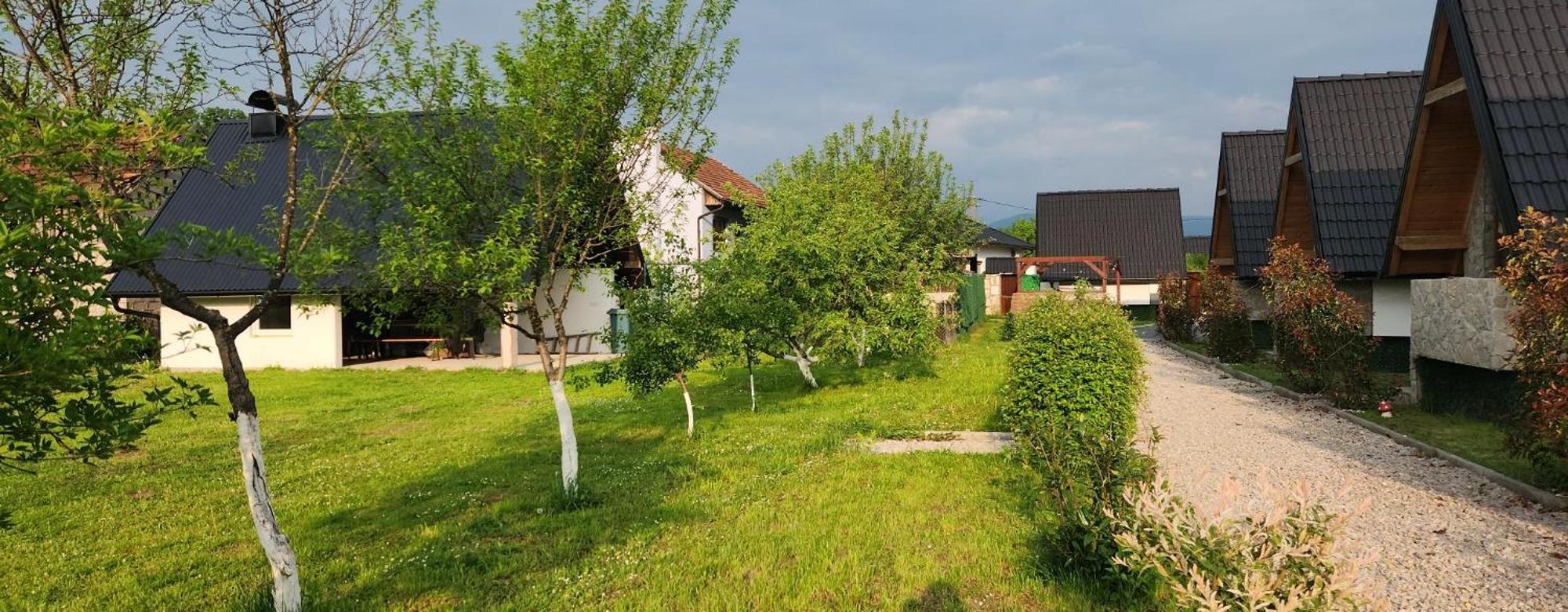Resort La Familia Bihac Exterior photo