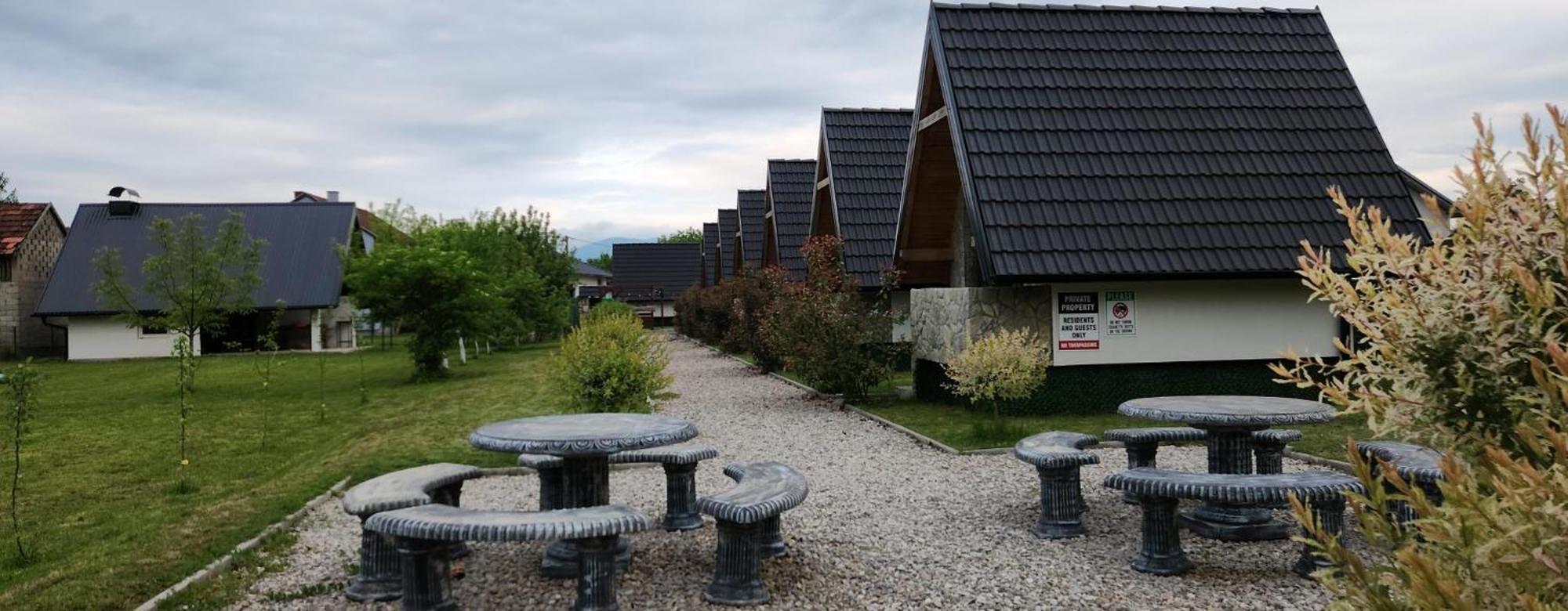 Resort La Familia Bihac Exterior photo